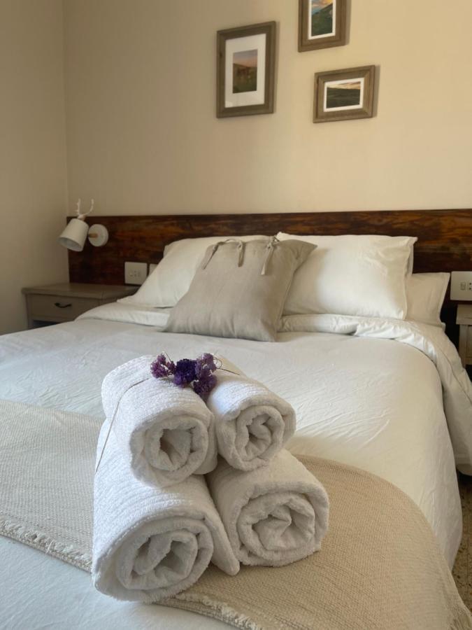 Fonda Peremiquel Hotel Castellar De N'Hug Exterior photo