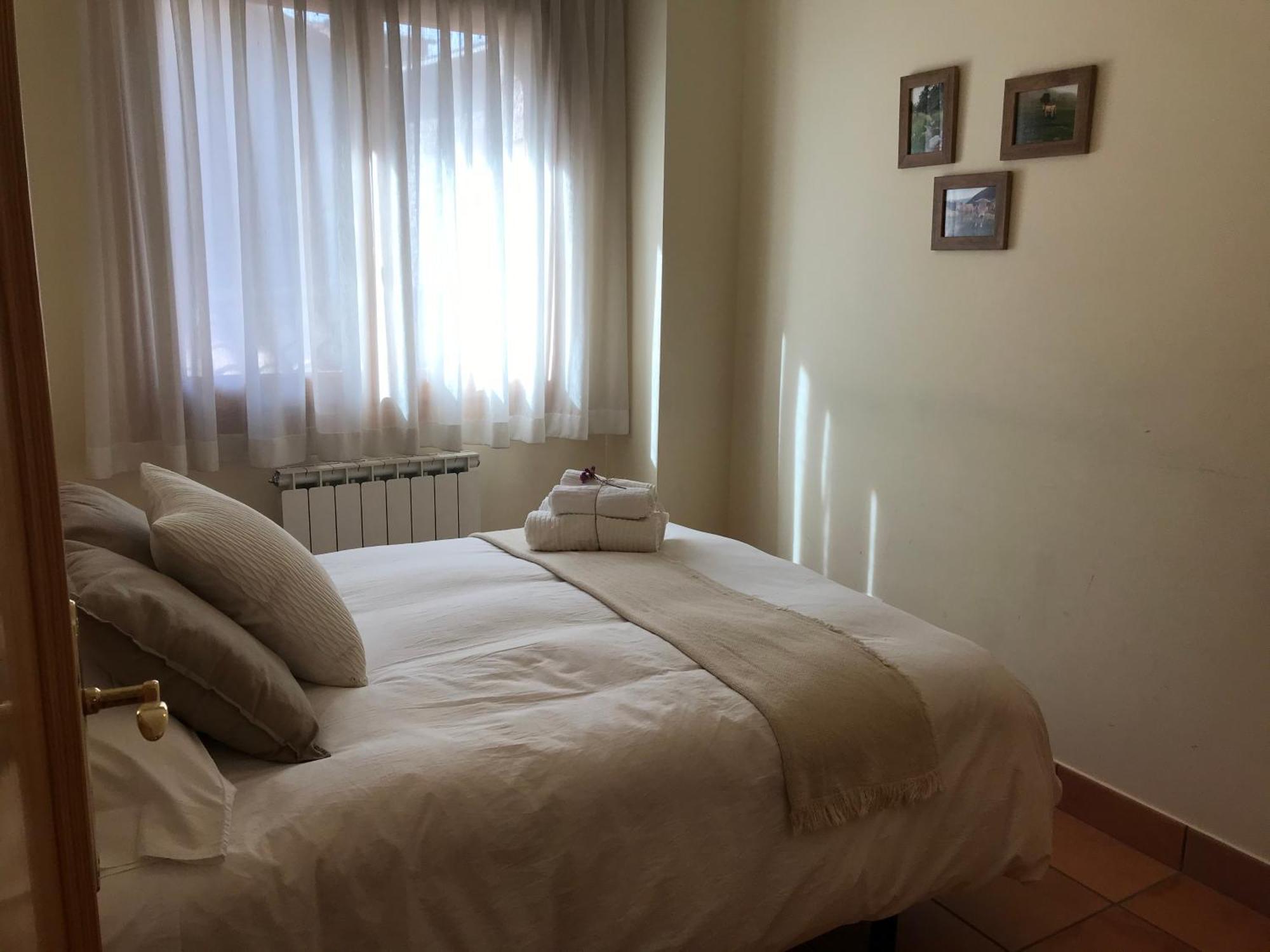 Fonda Peremiquel Hotel Castellar De N'Hug Exterior photo
